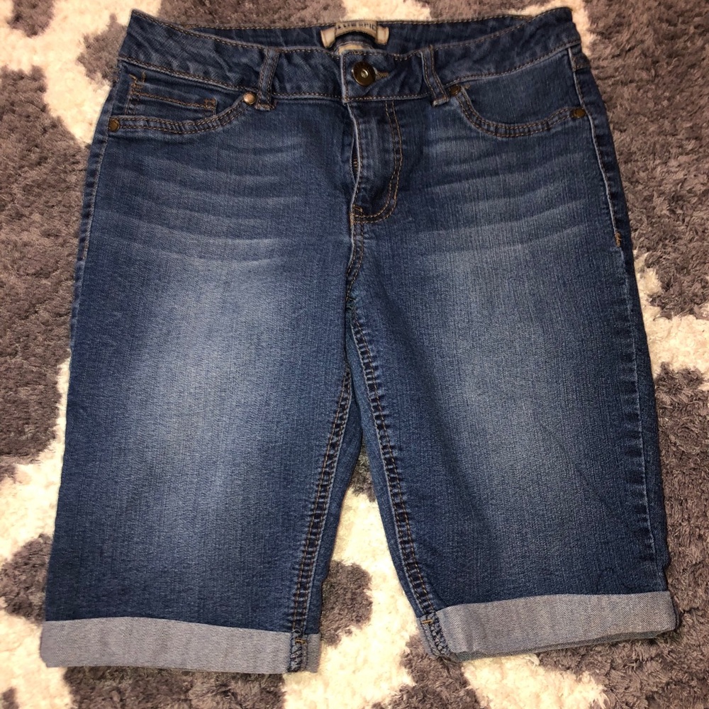 Blue Spice Bermudas